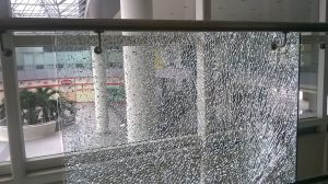 Kính cường lực liệu có an toàn? 1