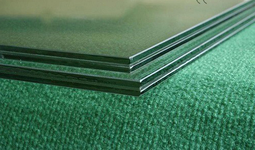 Cách sử dụng kính trong xây dựng nhà ở và phân loại 11 Kính dán an toàn
