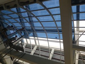 Decal kính chống nắng văn phòng đáp ứng tốt nhu cầu sử dụng