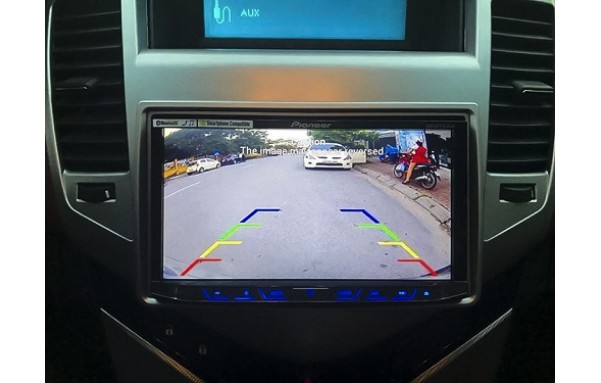 Những lưu ý khi lùi xe ô tô tránh tai nạn 7 Camera lùi hỗ trợ người lái xe rất nhiều trong khi thực hiện lùi xe