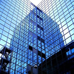 Công dụng của giấy dán cửa kính